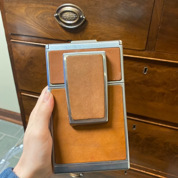 POLAROID SX-70 Land Camera with leather case - Picture 5 of 7